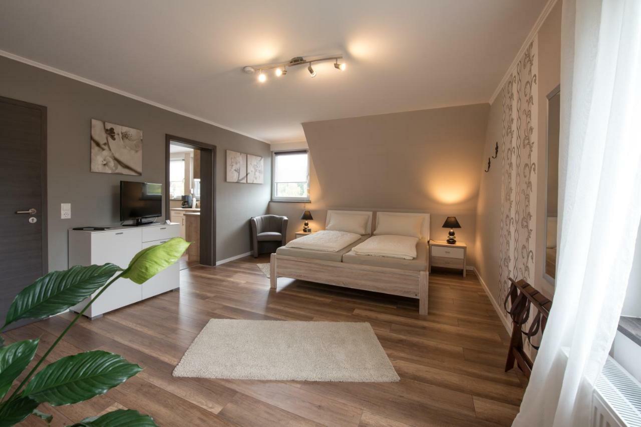 Gaestehaus Eifelzauber เคลแบร์ก ภายนอก รูปภาพ